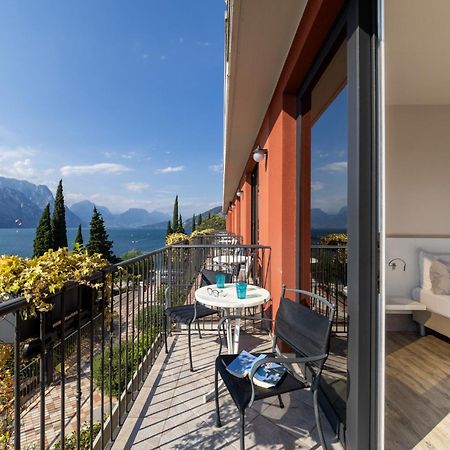 Hotel Oasi Beach Malcesine Luaran gambar