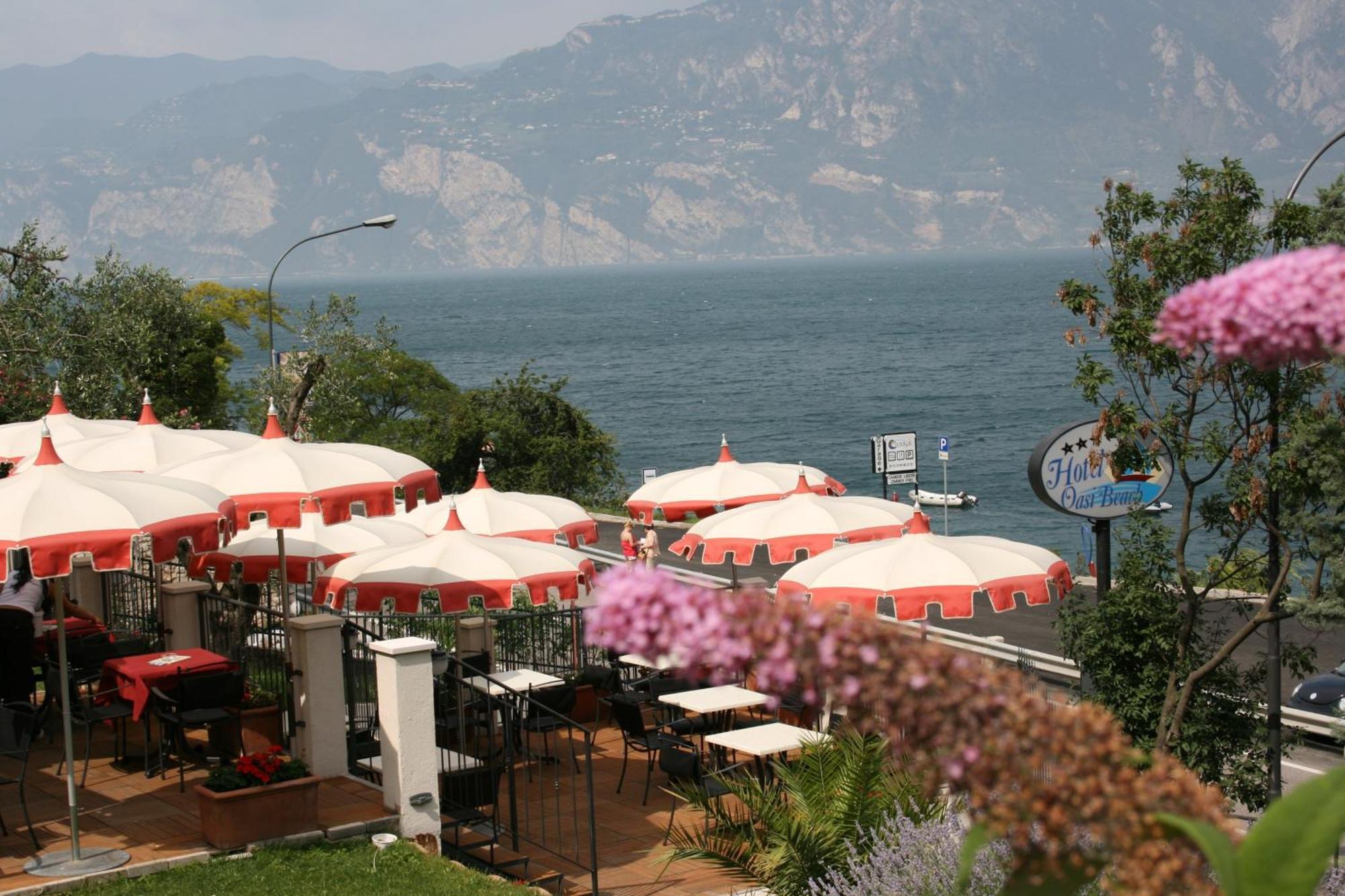 Hotel Oasi Beach Malcesine Luaran gambar