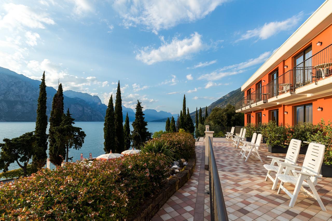 Hotel Oasi Beach Malcesine Luaran gambar